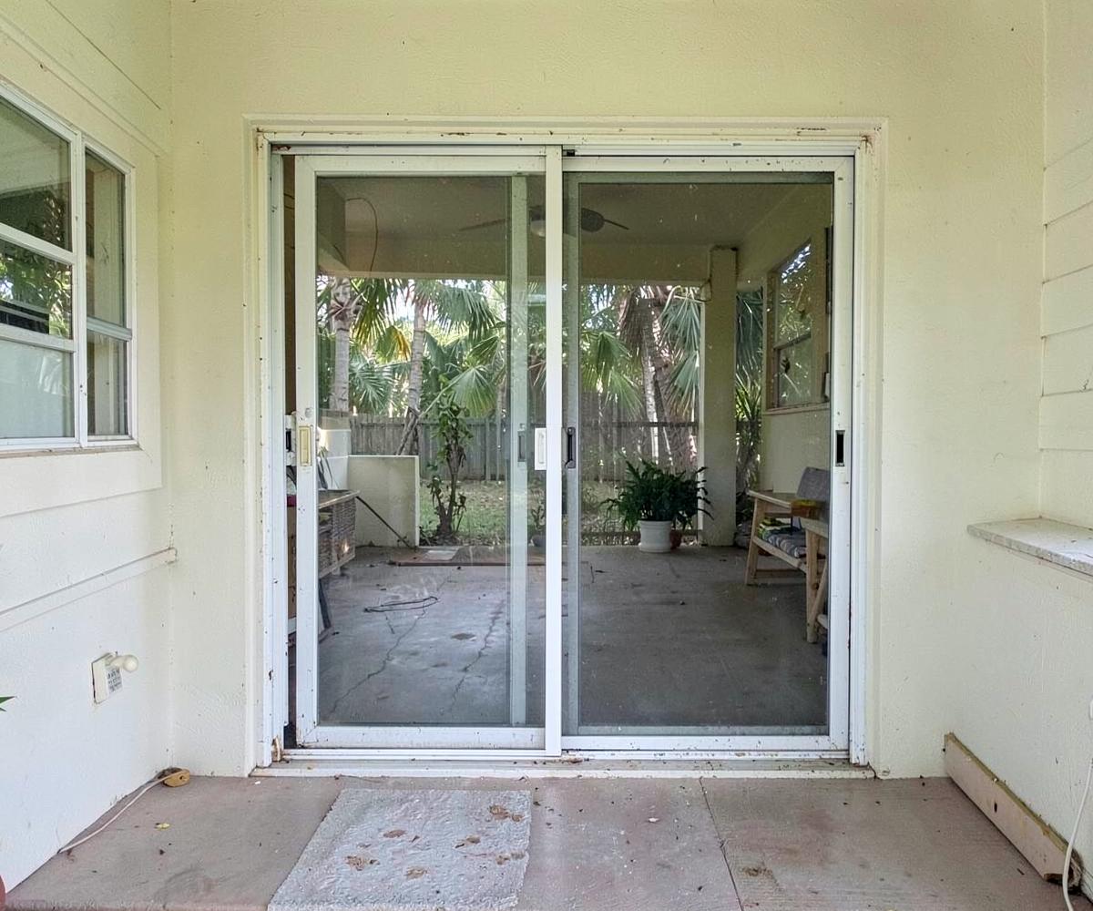 Before sliding-door replacement